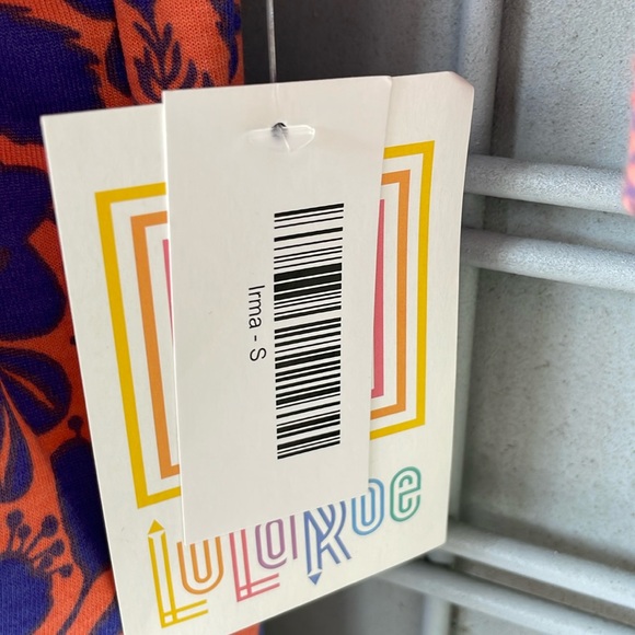 LulaRoe Printed Floral Irma Tunic Top-0049 - Picture 5 of 10